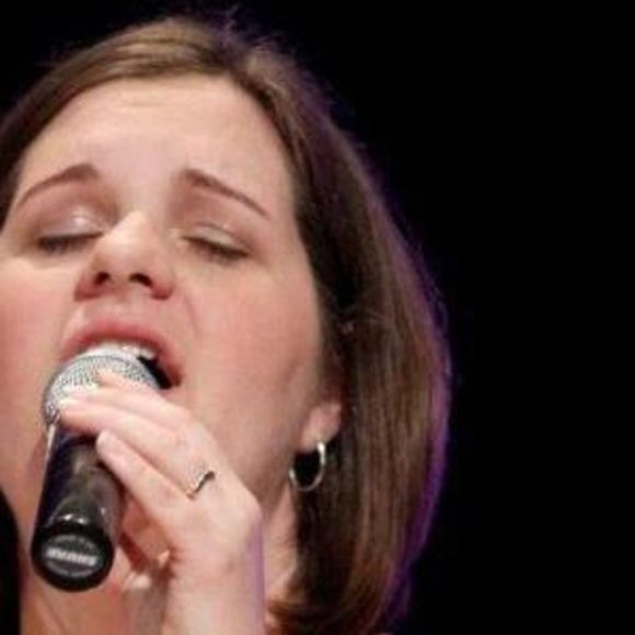 Meet your Posher, Emily - Picture 1 of 1